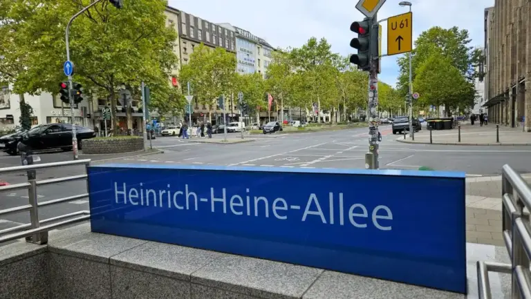 Vom Boulevard Napoleon zur Heinrich-Heine-Allee: Eine Zeitreise